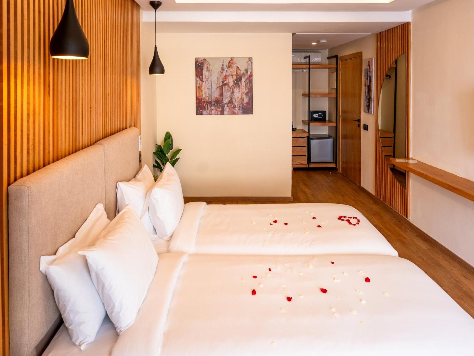 Unico Hotel Maarif Касабланка Экстерьер фото