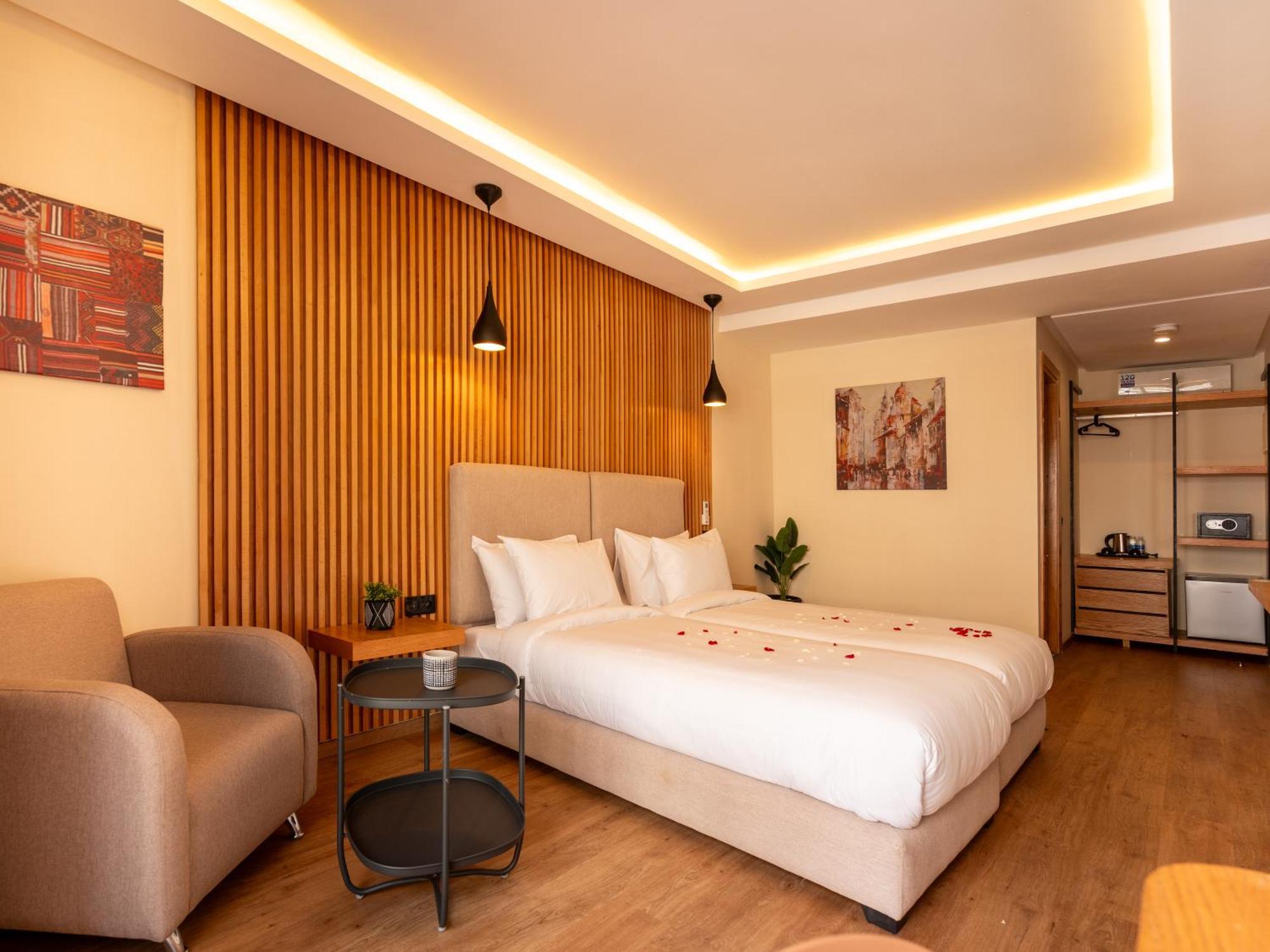 Unico Hotel Maarif Касабланка Экстерьер фото